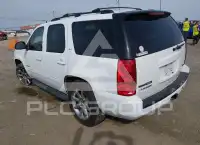 2011 GMC YUKON фото