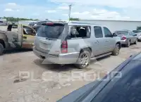 2011 GMC YUKON фото