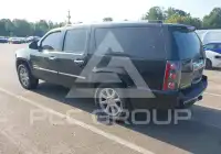2011 GMC YUKON фото