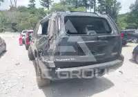 2011 GMC YUKON фото