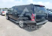 2011 GMC YUKON фото