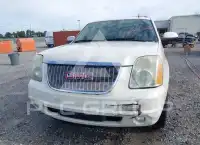 2011 GMC YUKON фото