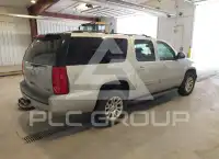2011 GMC YUKON фото