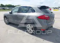 2011 Porsche Cayenne photo