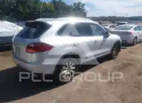 2011 Porsche Cayenne photo