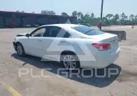 2011 Lexus ES350 photo