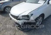 2011 Lexus ES350 photo