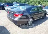 2011 Lexus ES350 photo