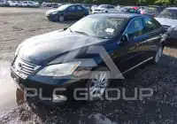 2011 Lexus ES350 photo