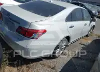 2011 Lexus ES350 photo