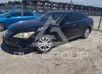 2011 Lexus ES350 photo