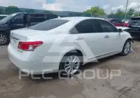 2011 Lexus ES350 фото
