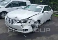 2011 Lexus ES350 photo