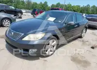 2011 Lexus LS460 photo