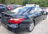 2011 Lexus LS460 фото