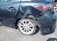 2011 Lexus CT200 photo