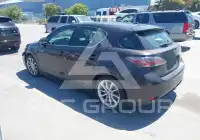 2011 Lexus CT200 photo