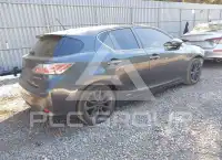 2011 Lexus CT200 photo