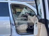 2011 Lexus LX570 фото