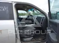 2011 RAM 1500 photo