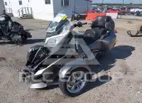 2011 Can-AM SPYDER фото