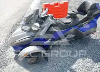2011 Can-AM SPYDER фото