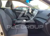 2011 Toyota MATRIX photo