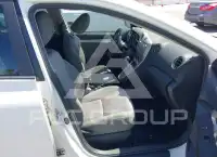 2011 Toyota MATRIX фото