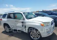 2011 Toyota 4 RUNNER photo
