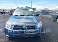 2011 Toyota RAV4 photo
