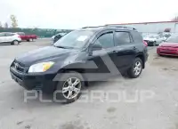 2011 Toyota RAV4 photo