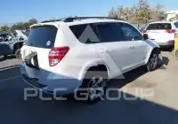 2011 Toyota RAV4 фото