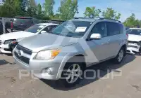2011 Toyota RAV4 photo