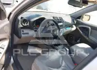 2011 Toyota RAV4 фото