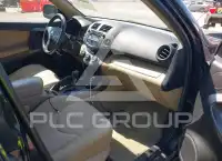 2011 Toyota RAV4 photo