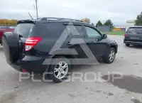 2011 Toyota RAV4 photo