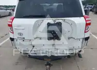 2011 Toyota RAV4 photo