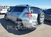 2011 Toyota RAV4 photo