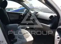 2011 Toyota RAV4 photo