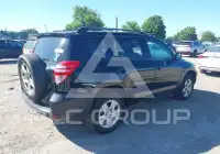 2011 Toyota RAV4 photo