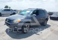 2011 Toyota RAV4 фото