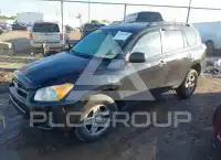 2011 Toyota RAV4 photo