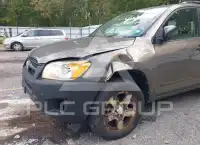 2011 Toyota RAV4 photo