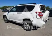 2011 Toyota RAV4 photo