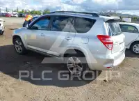 2011 Toyota RAV4 photo