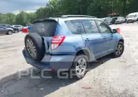 2011 Toyota RAV4 photo
