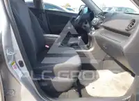 2011 Toyota RAV4 photo