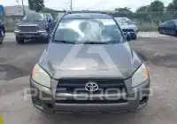 2011 Toyota RAV4 photo