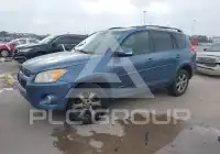2011 Toyota RAV4 photo