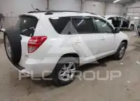 2011 Toyota RAV4 photo